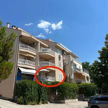 Mira Apartment